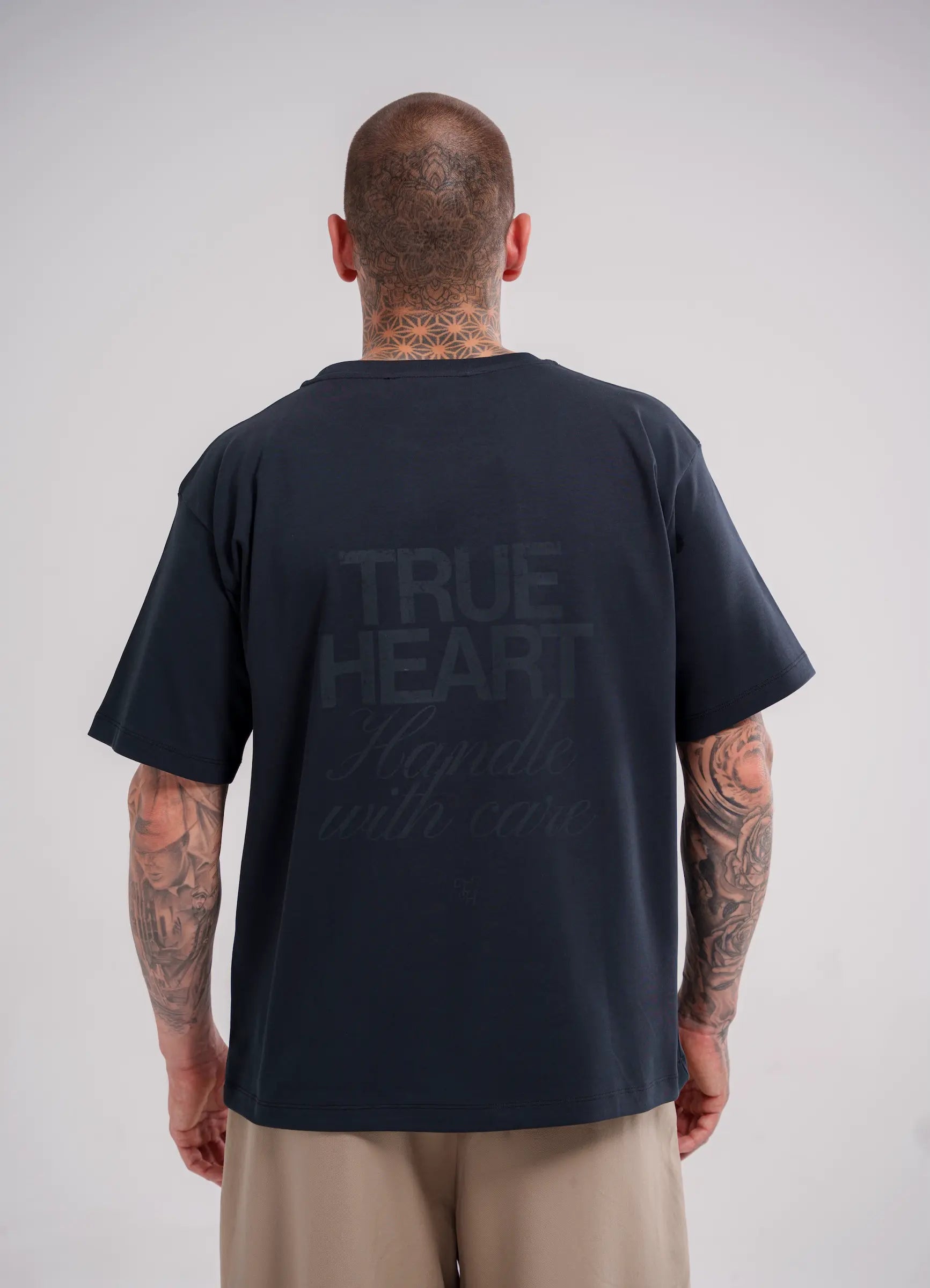 T Shirt Handle With Care Basic